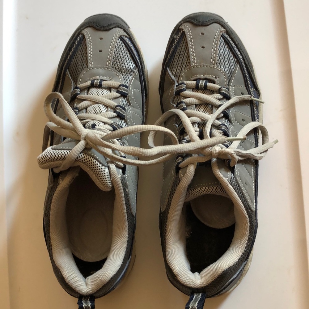 Women’s Diehard steel toe shoes sneakers 9 size 9 lace up gray slip resistant